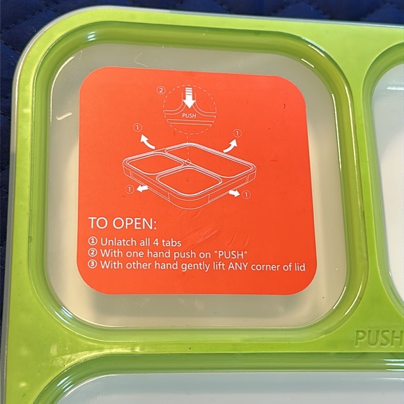 Lifemark Labs Living Well Reusable Food Container 3 compartments seal separately - Picture 4 of 8